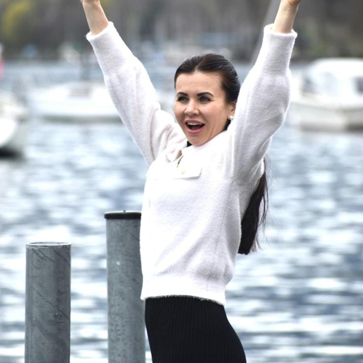 Noah Patel, Client Relations Director, discussing corporate gifting strategy with business clients